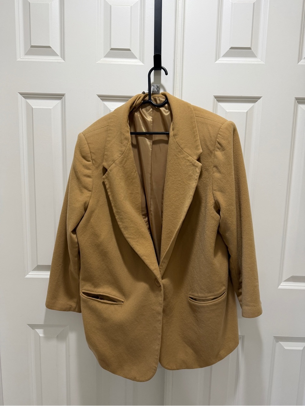 Woolmark Classic Women's Camel Single-Button wool Blazer Jacket